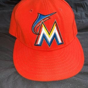 Mariners’ Fitted Baseball Cap